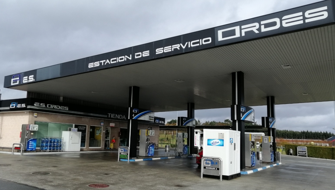 ESTACIÓN DE SERVICIO ORDES - foto 1/3